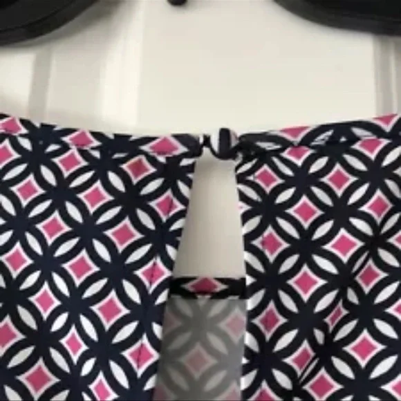 Brand New Jessica Howard Geometric Pink Blue Print Romper Size XS - Picture 2 of 3